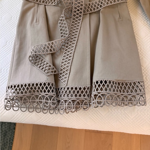 Ellie Tahari trench coat - new with tag - Picture 7 of 10